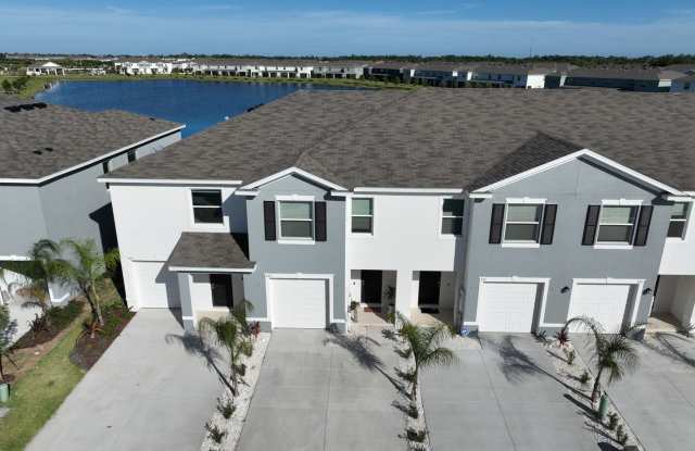 BEAUTIFUL APOLLO BEACH TOWNHOME Gallery 3
