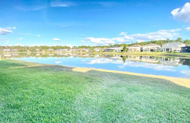 Beautiful Lake View Home! Gallery 4
