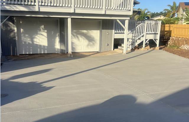 Spacious 4 Bedroom, 2 Bath, 2 Car Garage, 2 story Single-family home w/yard photos photos