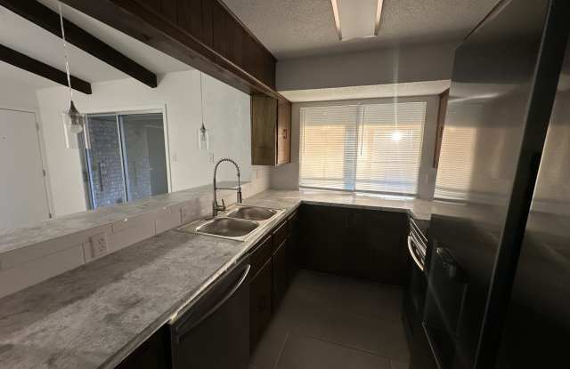 2207 Grandon Cir Gallery 3