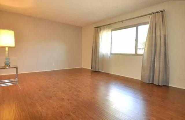 545 Bellmore Way Gallery 2