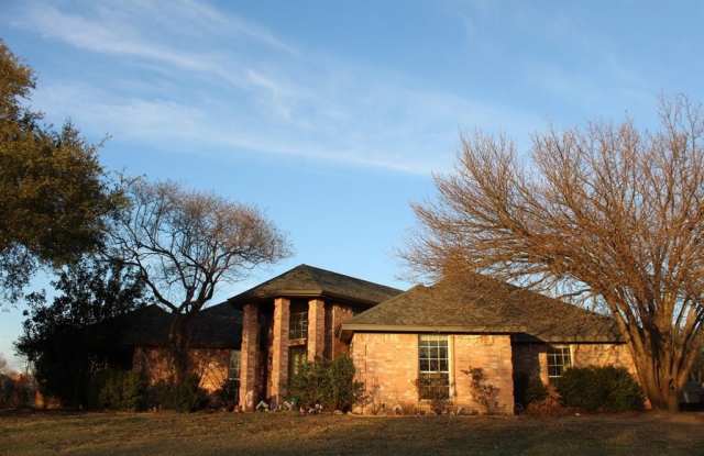 318 Creekview Circle photos photos