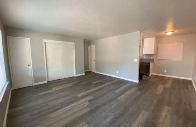 2355 K St Gallery 4