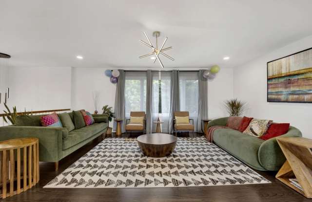 1135 Crestwood Drive Gallery 4