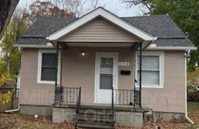 154 W Madge Ave photos photos