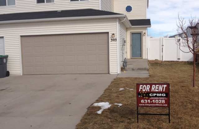 3 BEDROOM, 2.5 BATH TOWNHOUSE WITH 2 CAR ATTACHED GARAGE photos photos 3 BEDROOM, 2.5 BATH TOWNHOUSE WITH 2 CAR ATTACHED GARAGE photos photos