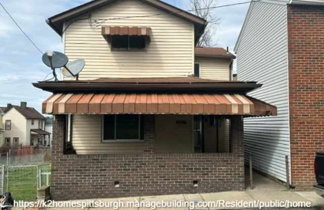 2411 Oak Street - 2411 Oak Street, McKeesport, PA 15132