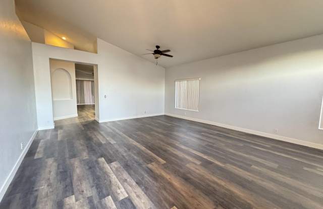 10752 W Bermuda Drive Gallery 2