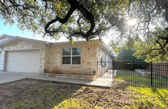 5705 Thunderbird - A photos photos