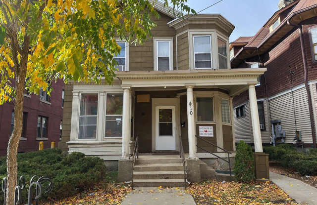 410 N Henry Street photos photos