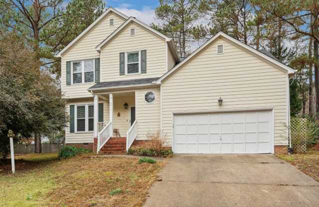 Pet friendly, 3 bedroom home with bonus room and fenced yard in Woodlake! photos photos