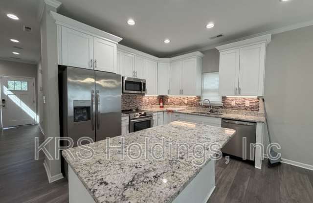 125 Charlotte Gallery 3