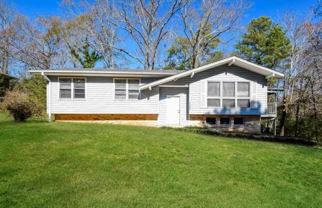 1040 Rose Hill Circle photos photos