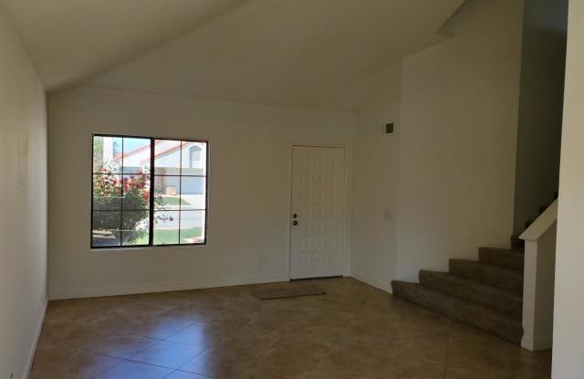 2072 Riverbirch Drive Gallery 4