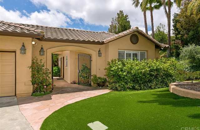 861 Quails Trail Rd Gallery 2
