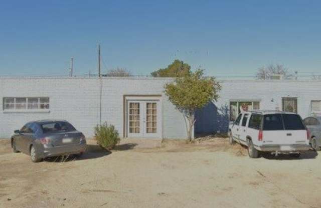 813 Elmwood Court - - 813 Elmwood Court, El Paso, TX 79932