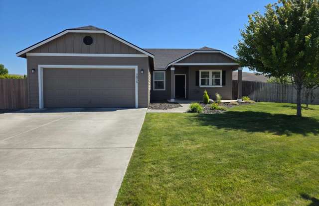 Gorgeous Ranch on Huge Lot! - 5825 Kona Drive, West Richland, WA 99353 Gorgeous Ranch on Huge Lot! - 5825 Kona Drive, West Richland, WA 99353