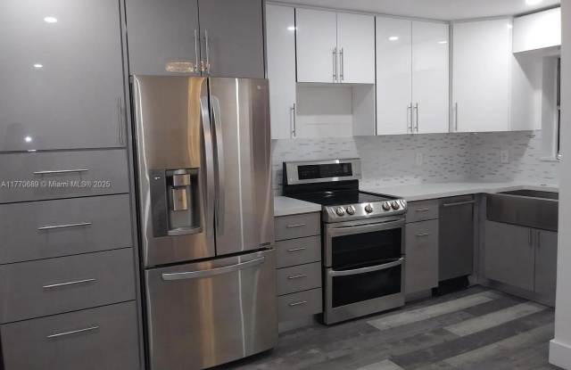 7505 SW 82nd St photos photos