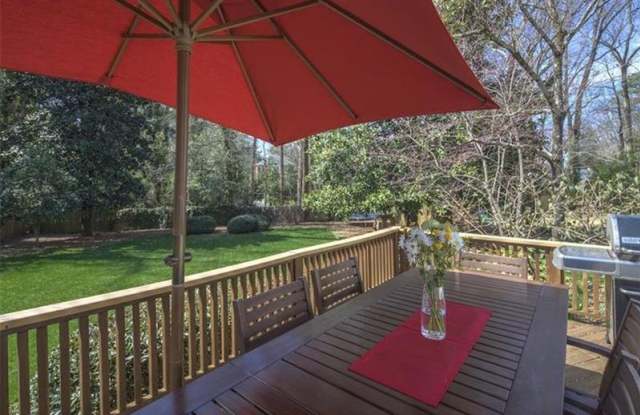 3864 Lake Forrest Drive NW Gallery 3