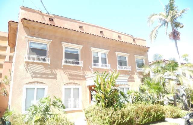 Remodeled 2 Bed, 1 Bath in Highly Desired Bankers Hill!! photos photos