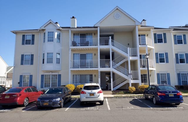 454 Northam Drive - 454 Northam Drive, North Brunswick, NJ 08902