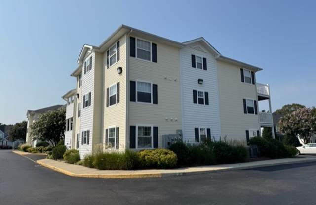 Lewes apartment! Just minutes from the sand, shopping, and all the fun the beach has to offer. photos photos