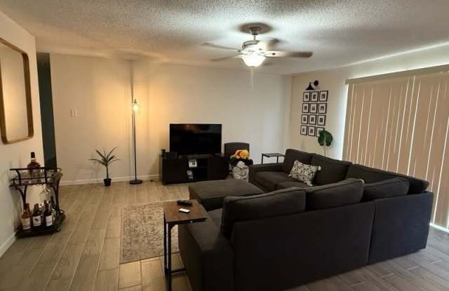 6855 COLUMBIA RIDGE DR Gallery 4