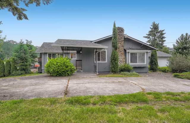 Renovated 2 Bed 1 Baths! Directly Next To JBLM! Hurry Don't Miss Out! photos photos