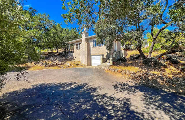 Charming One-Bedroom Home Nestled in the Atlas Peak Hills photos photos
