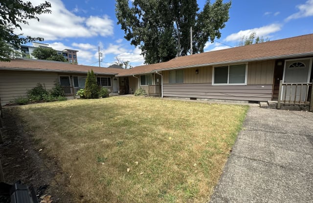 1639 High Alley photos photos