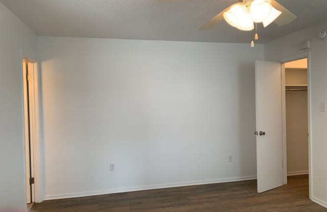 105-117 Raspberry Ln. Gallery 1