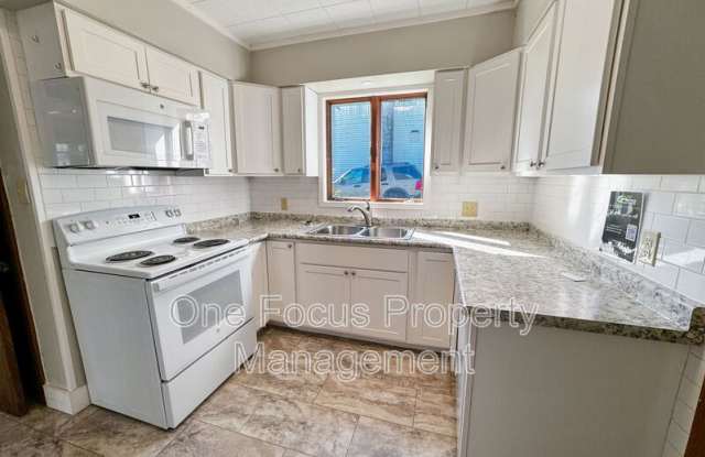468 Curtin Street photos photos