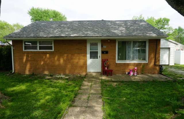 204 Geri St. - 204 North Geri Street, Pontiac, IL 61764 204 Geri St. - 204 North Geri Street, Pontiac, IL 61764