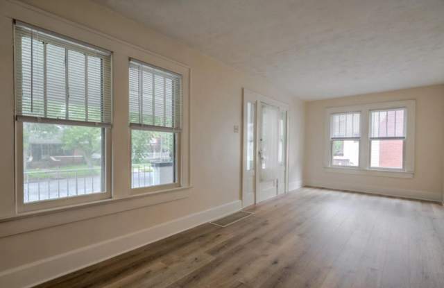 Bright & Inviting 2 Bedroom 1 Bathroom Bungalow Gallery 4