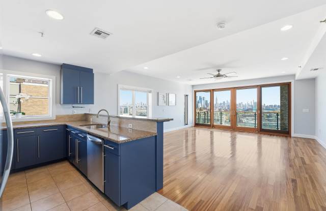 215 MANHATTAN AVE - 215 Manhattan Avenue, Union City, NJ 07087 215 MANHATTAN AVE - 215 Manhattan Avenue, Union City, NJ 07087