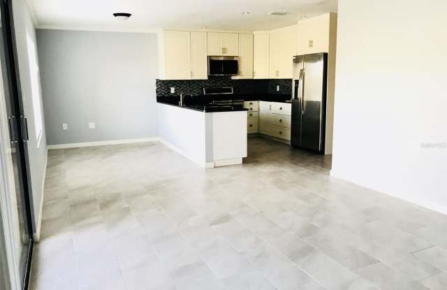 361 MOORINGS COVE DRIVE Gallery 3