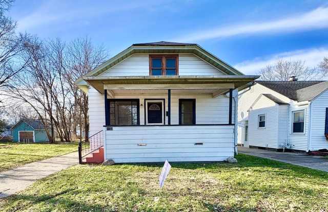 1133 N Elmer photos photos