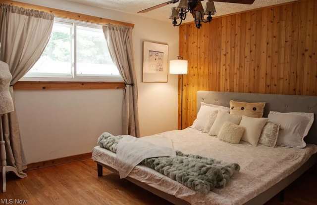 Discover Your Perfect 3-Bedroom Home with a Flexible 6-Month Lease! Gallery 4