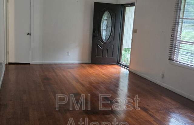 4161 Yates Rd Gallery 2