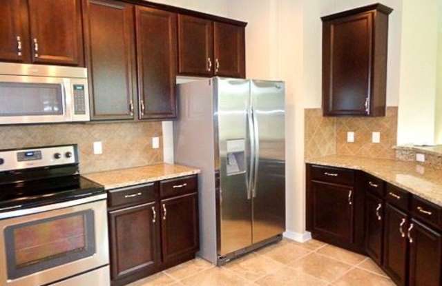 1965 Saffron Ct. Gallery 3