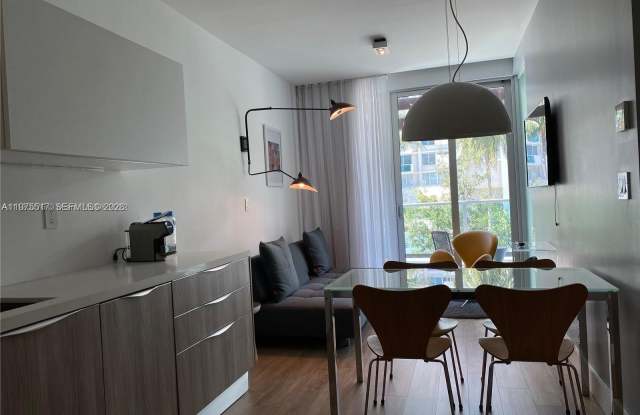 1215 West Ave photos photos