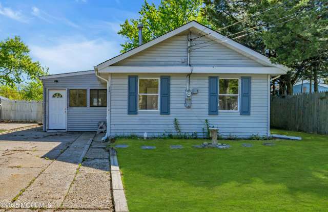 218 Falcon Drive photos photos 218 Falcon Drive photos photos