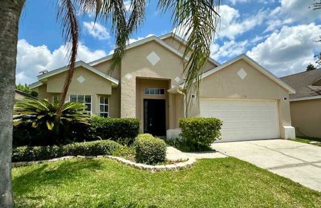 4/2 in HUNTERS CREEK! Available AUGUST 8th, 2025! photos photos