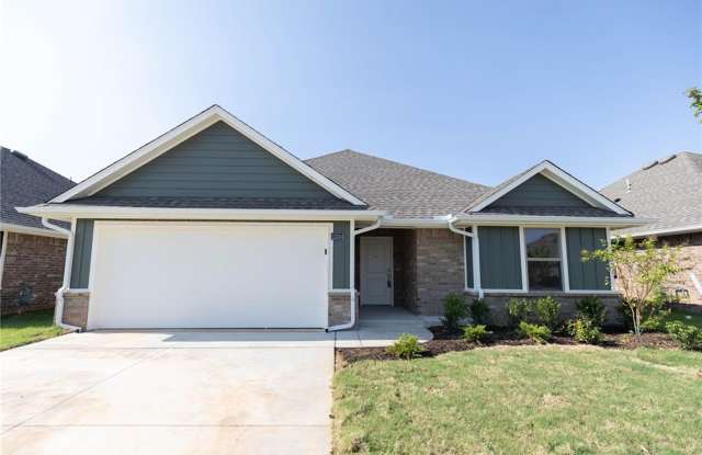 Brand New 3 Bedroom 2 Bath Home in Mustang Schools Gallery 1