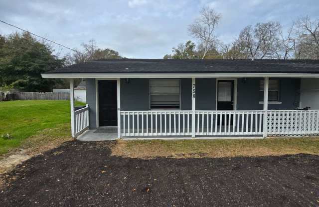 Rent Ready- Westside Duplex photos photos Rent Ready- Westside Duplex photos photos