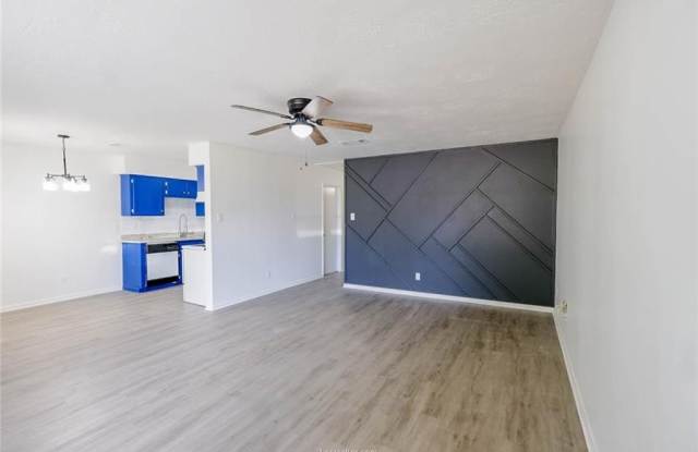 1200 Airline Drive photos photos