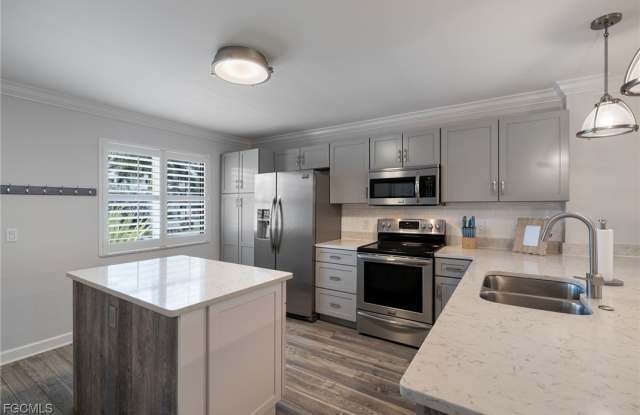 3021 Sandpiper Bay Circle Gallery 3