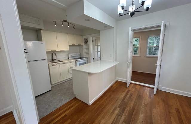 2036 TUNLAW RD NW Gallery 4