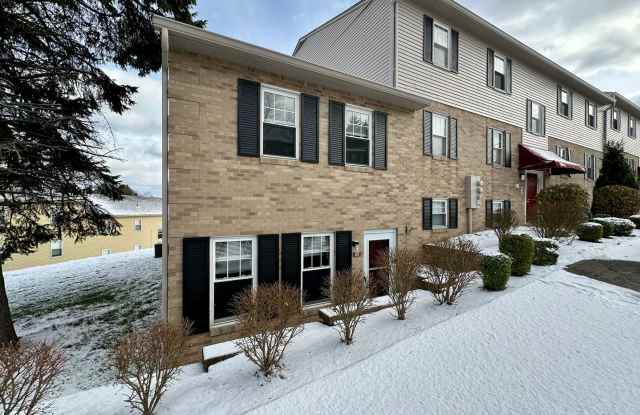 Spacious Three Bedroom Townhouse! Washer  Dryer, Equipped Kitchen with Dishwasher  MORE!!! Call Today! - 800 Bellwood Drive, Allegheny County, PA 15229