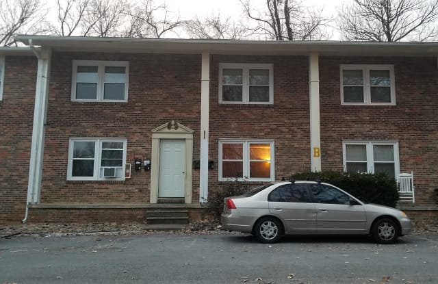 111 Terrace Court B Building - 4 - 111 Terrace Ct, Johnson City, TN 37601